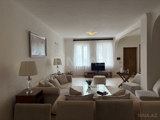 7 otaqlı Həyət evi/Bağ evi, Suraxanı r., Bakı