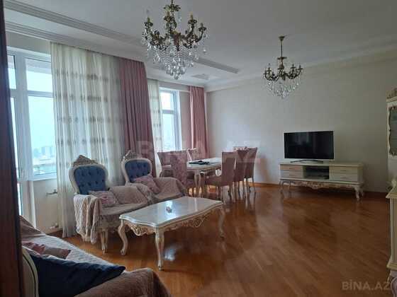 3 otaqlı Yeni tikili, 8 Noyabr m., Bakı