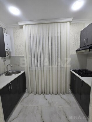 3 otaqlı Köhnə tikili, Həzi Aslanov m., Bakı