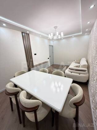 3 otaqlı Köhnə tikili, Əhmədli m., Bakı