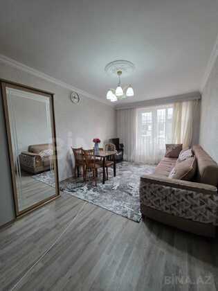 2 otaqlı Köhnə tikili, 28 May m., Bakı