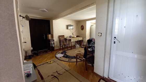 3 otaqlı Köhnə tikili, 28 May m., Bakı