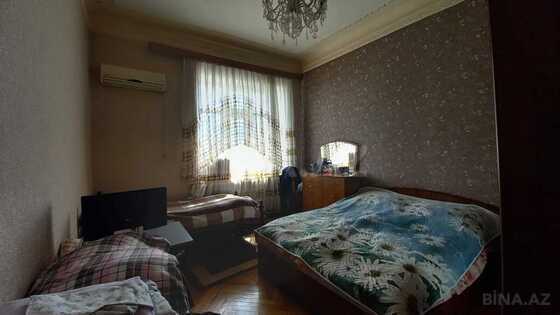 3 otaqlı Köhnə tikili, 28 May m., Bakı