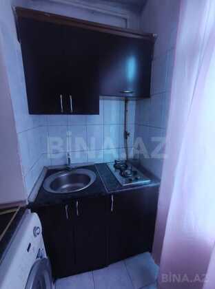 2 otaqlı Köhnə tikili, Elmlər Akademiyası m., Bakı