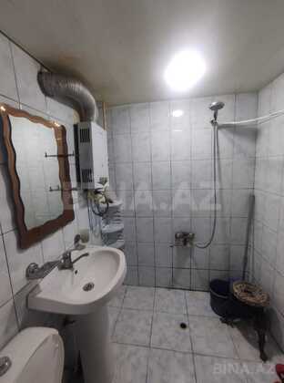 2 otaqlı Köhnə tikili, Elmlər Akademiyası m., Bakı