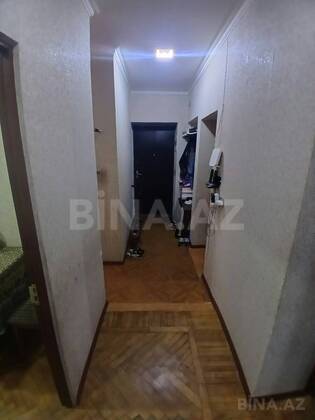 3 otaqlı Köhnə tikili, Neftçilər m., Bakı