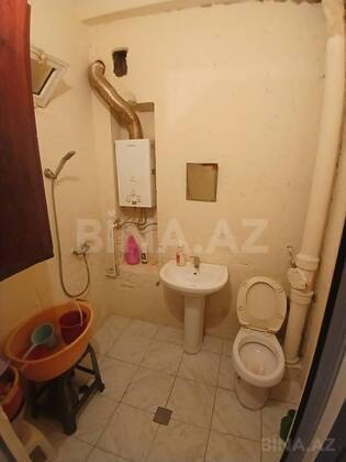 3 otaqlı Köhnə tikili, Neftçilər m., Bakı