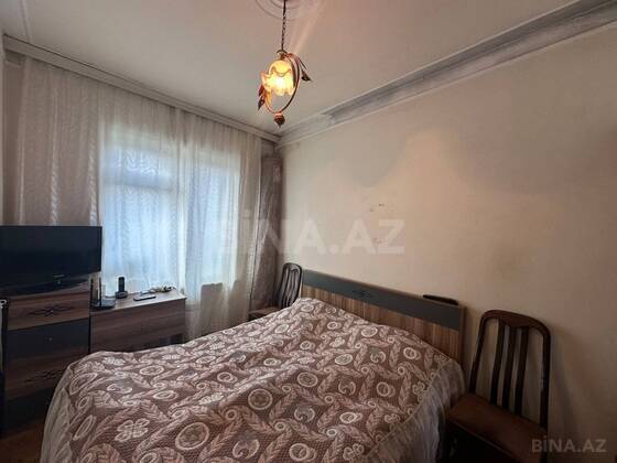 3 otaqlı Köhnə tikili, Xalqlar Dostluğu m., Bakı