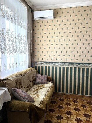 3 otaqlı Köhnə tikili, 28 May m., Bakı