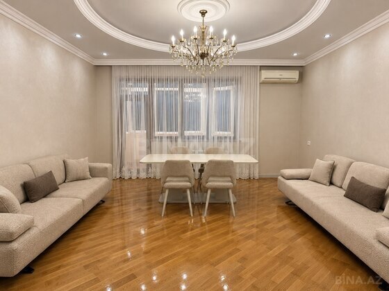 2 otaqlı Yeni tikili, 8 Noyabr m., Bakı