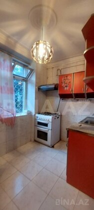 3 otaqlı Köhnə tikili, Neftçilər m., Bakı