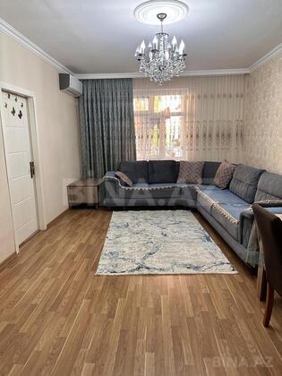 4 otaqlı Köhnə tikili, Bakıxanov q., Bakı