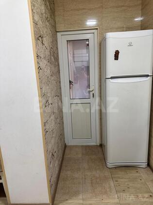 4 otaqlı Köhnə tikili, Bakıxanov q., Bakı