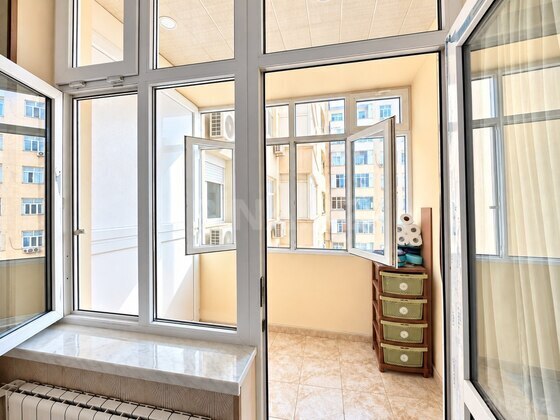 3 otaqlı Yeni tikili, Neftçilər m., Bakı