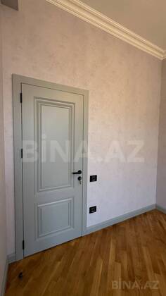 4 otaqlı Yeni tikili, Elmlər Akademiyası m., Bakı