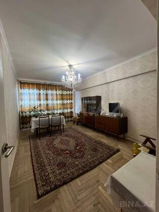 3 otaqlı Köhnə tikili, Xətai r., Bakı