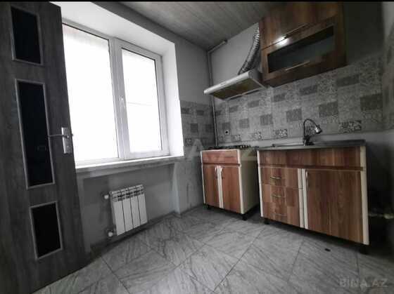 1 otaqlı Köhnə tikili, Neftçilər m., Bakı