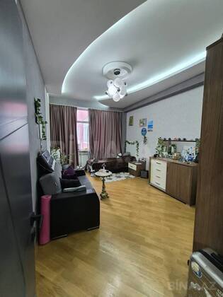 3 otaqlı Yeni tikili, İnşaatçılar m., Bakı