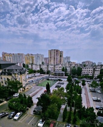 4 otaqlı Köhnə tikili, Həzi Aslanov m., Bakı