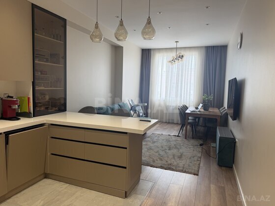 3 otaqlı Yeni tikili, Badamdar q., Bakı