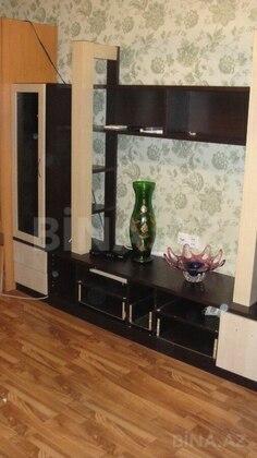 1 otaqlı Köhnə tikili, 7-ci mikrorayon q., Bakı