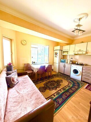 2 otaqlı Köhnə tikili, Bakıxanov q., Bakı