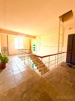 2 otaqlı Köhnə tikili, Bakıxanov q., Bakı