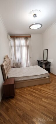 4 otaqlı Yeni tikili, 28 May m., Bakı