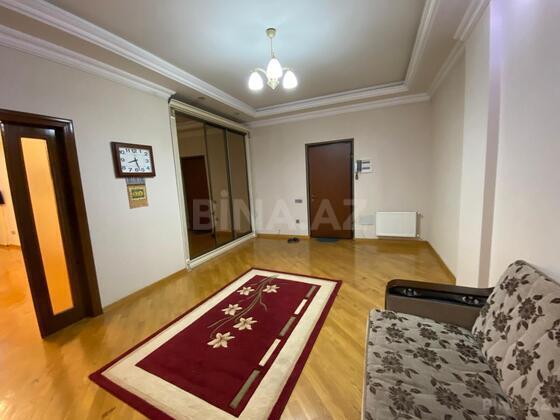 3 otaqlı Yeni tikili, 28 May m., Bakı