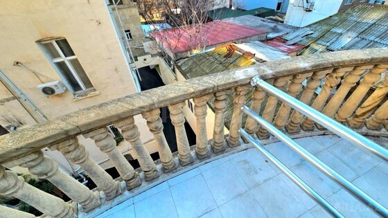 6 otaqlı Ofis, Nizami m., Bakı