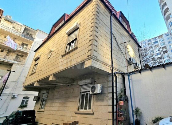 6 otaqlı Ofis, Nizami m., Bakı