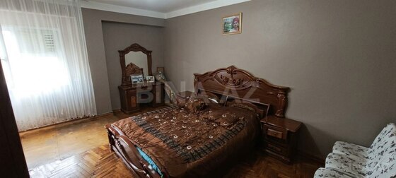 5 otaqlı Köhnə tikili, Həzi Aslanov m., Bakı
