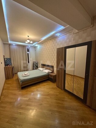 2 otaqlı Yeni tikili, Neftçilər m., Bakı