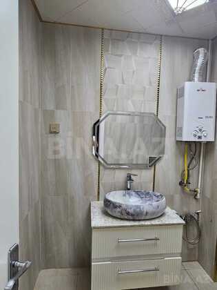 2 otaqlı Köhnə tikili, 20 Yanvar m., Bakı