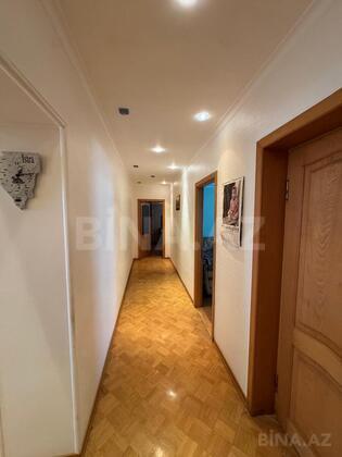 4 otaqlı Köhnə tikili, 20 Yanvar m., Bakı
