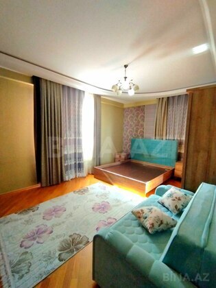 3 otaqlı Yeni tikili, Qara Qarayev m., Bakı