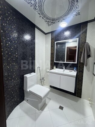 3 otaqlı Yeni tikili, 8 Noyabr m., Bakı
