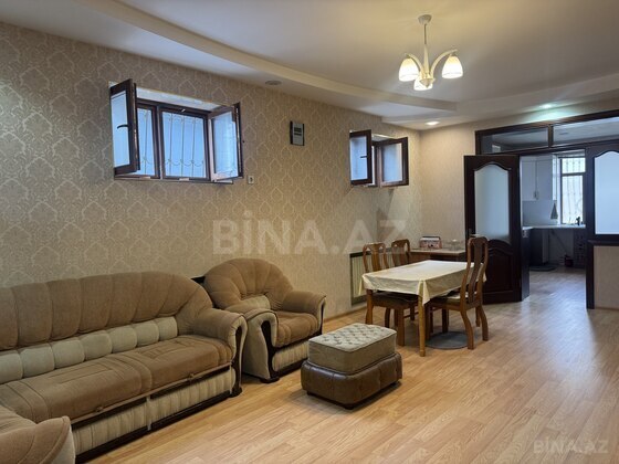 10 otaqlı Həyət evi/Bağ evi, Xocəsən m., Bakı