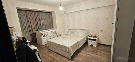 3 otaqlı Köhnə tikili, Qara Qarayev m., Bakı