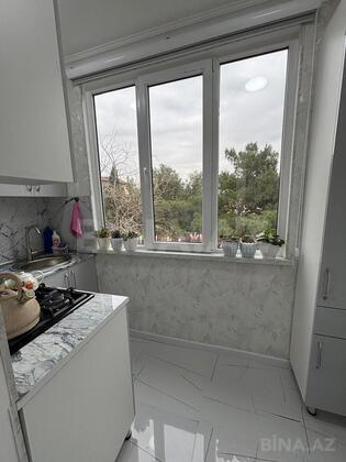 2 otaqlı Köhnə tikili, Memar Əcəmi m., Bakı