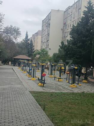 1 otaqlı Köhnə tikili, Memar Əcəmi m., Bakı