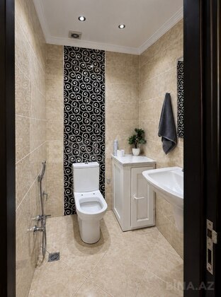3 otaqlı Yeni tikili, Gənclik m., Bakı