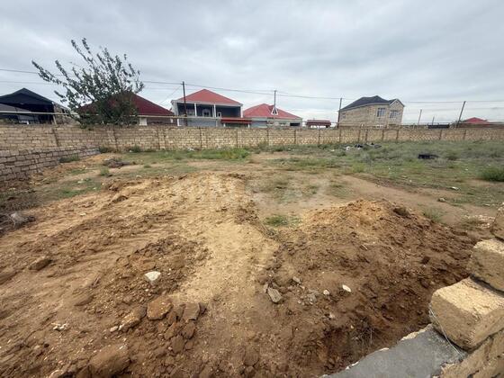 Torpaq Hövsan q., Bakı