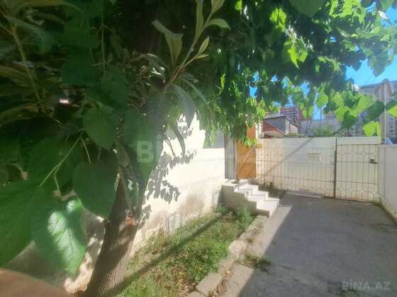 3 otaqlı Həyət evi/Bağ evi, İnşaatçılar m., Bakı