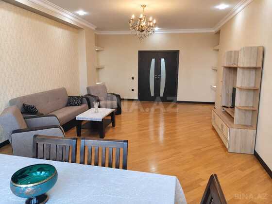 3 otaqlı Yeni tikili, 8 Noyabr m., Bakı