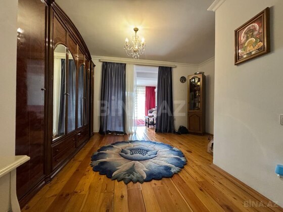 3 otaqlı Köhnə tikili, Sahil m., Bakı