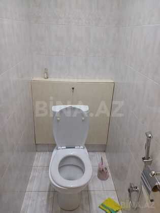 3 otaqlı Köhnə tikili, Şah İsmayıl Xətai m., Bakı