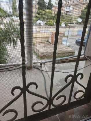 3 otaqlı Köhnə tikili, Şah İsmayıl Xətai m., Bakı