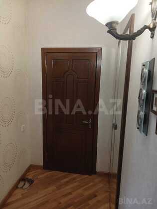 3 otaqlı Köhnə tikili, Şah İsmayıl Xətai m., Bakı