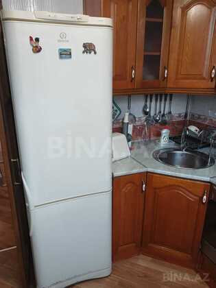 3 otaqlı Köhnə tikili, Şah İsmayıl Xətai m., Bakı